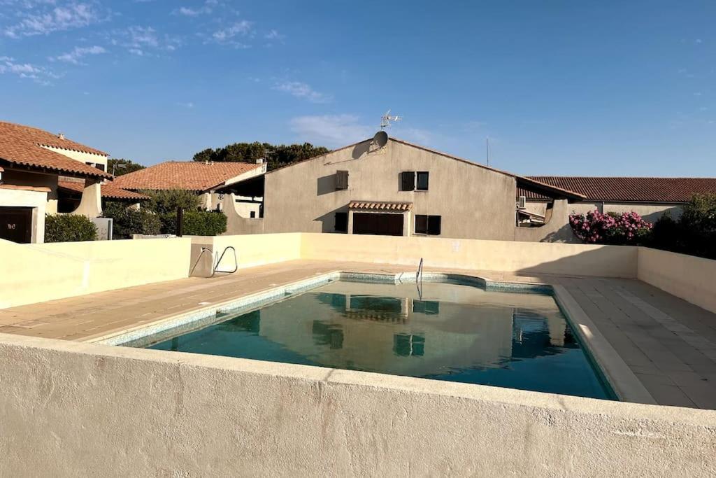 Maison Climatisee Avec Piscine, Terrasse Et Place De Parking Privative Apartment Saintes-Maries-de-la-Mer Exterior photo